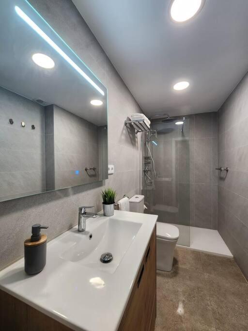 Piso De Diseno Elche Lägenhet Exteriör bild